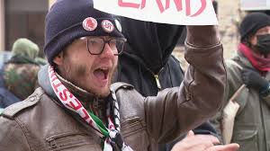 Cincinnati protesters rally against military action in Venezuela:  https://bit.ly/3Lm7u0V