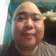 Lee Bee's Instagram, Twitter & Facebook