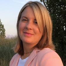 Christine Norland, Realtor at Jaqua Realtors: Lake Michigan Shoreline