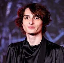 Stranger Things" Cast Ages — How Old Is the "Stranger Things" Cast?