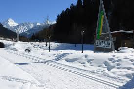 Yes, it is 0.1 miles away from the center of sankt gallenkirch. Verbindungsloipe Gaschurn St Gallenkirch Galgenul Beleuchtet Klassisch Osterreichs Wanderdorfer