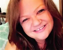 Lisa Jean's Instagram, Twitter & Facebook