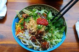 Vietnamesisch Im Munchner Univiertel Mangold Muskat Lebensmittel Essen Feinkost Essen