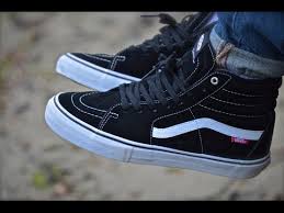 Here is a quick tutorial on how to lace vans sk8 hi sneakers. How To S Wiki 88 How To Lace Vans Skate Hi