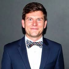 Hire Chris Lesinski Party Magician