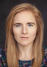 Lauren Larkin's Instagram, Twitter & Facebook