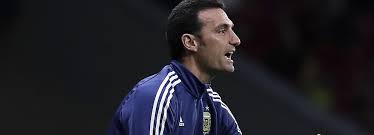 Scaloni confirms messi will make argentina return next month. Argentinien Verlangert Den Vertrag Mit Nationaltrainer Lionel Scaloni