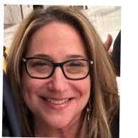 Sharon Resnick's Instagram, Twitter & Facebook