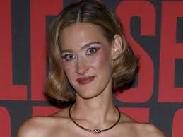 Anti-battery hen campaigner Pam Clarke set to lose her licence after  refusing to pay fines