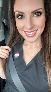 Deborah Dye's Instagram, Twitter & Facebook