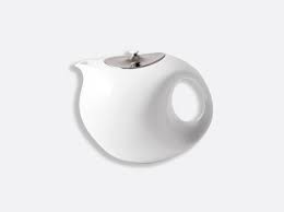 Bulo ) is a municipality in the district of gruyère in the canton of fribourg in switzerland. Bulle Bernardaud Porcelain