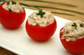 Tomates Grappes Farcies A La Mousse De Thon Amandine Cooking Mousse De Thon Recette Recette Apero Dinatoire