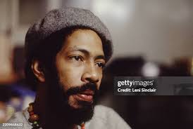 309 Jackie Sinclair Photos & High Res Pictures