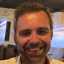 Thomas CORNELIS sur LinkedIn : Julia de Funès: "Le bonheur en entreprise  est une absurdité"