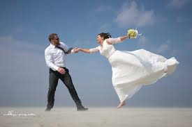 Die gemeinde liegt direkt an der nordsee am westlichen ende der halbinsel eiderstedt. Hochzeiten Heiraten Auf Eiderstedt