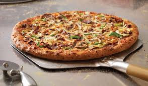 Ο πιο εύκολος και γρήγορος τρόπος για να παραγγείλεις online την αγαπημένη σου πίτσα. Domino S Is Already Building For A New Normal Qsr Magazine