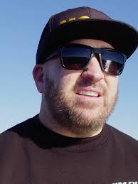 Reel Drag I Buddy Hull and NHRA Gatornationals Go bass fishing with world  champion drag racer Darrell Gwynn and other NHRA stars as they share some  of their favorite stories from the track and the ...