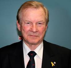 Fort Henry Welcomes New Honorary Guard Club Commander |