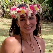 Clare Calvo (@clarebazacalvo) • Threads, Say more