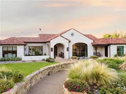 Single Story Spanish Style New Build Home Mediterranean Style Homes Spanish Style Homes Mediterranean Homes