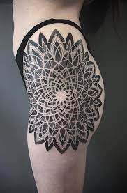 50 Of The Most Beautiful Mandala Tattoo Designs For Your Body Soul Tatuajes Mandalas Tatuajes Y Alika