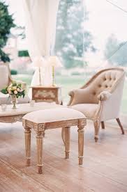 Louer des chaises et des fauteuils, des tables, buffets et pupitres, des vestiaires et des paravents. Location Mobilier Mariage Location De Decoration De Mariage Oriental Rideaux Lumineux