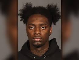 Sheff G, Sleepy Hallow fete Brooklyn gang slay with steak, bling