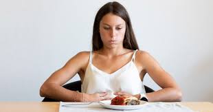 Standiges Vollegefuhl Und Dicker Bauch Das Hilft We Go Wild