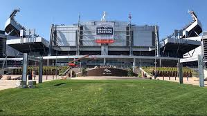 Purchase single game suites by april 1 for a $500 discount. Broncos Trivia Which Team Used To Be Housed At Mile High Stadium 9news Com