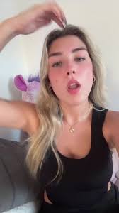 La tengo pegadisimaaaaa