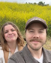 The month of May(bel).