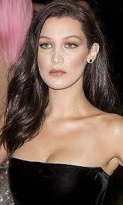 In 2016, she was voted model of the year by industry professionals for models.com. Bella Hadid Bella Hadid Model Biografiya Poslednie Novosti Zhizni Zvezd 7dnej Ru