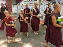 Il paese vuole accogliere più di 7 milioni di visitatori negli anni a venire. Viaggio In Myanmar Info E Consigli In Viaggio Con Monica