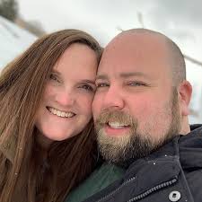 Derek Ouimette's Instagram, Twitter & Facebook