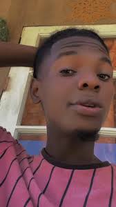 Sim ka gon fanm tankouw🤔 konnenm gon kote ki bon. gon bénédiction ki tonbe  🙏🏼😍💙 son bekann ki jwenn gidonl 🚲, M pat janm pè dange men depi lèm  avew m pridan ...🧡💙 ou son sèl ki vo million 💸💵 yonn nan ...