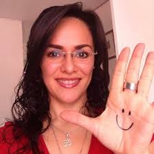 Gaby Reyes Retana (@gabyreyesretana)