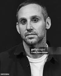 Aaron Tannenbaum's Instagram, Twitter & Facebook