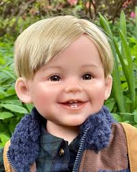 Liam, tha Little Explorer loves the outdoors as much as his sculptor. 🌿  This handsome little man is well dressed for a hike ￼and is delighted to  have made a dragonfly friend!