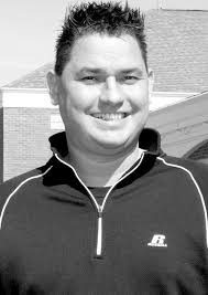 Leonard Thomas Leads Lakers Girls/Boys Track