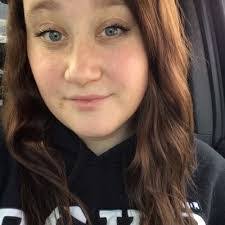 Alyssa Seaman's Instagram, Twitter & Facebook