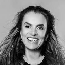 Happy Friday y'all! X 📸 Paul Moore