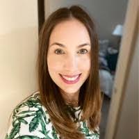 Valerie Oldham's Instagram, Twitter & Facebook