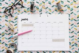 Découvrez mon calendrier juin à imprimer ainsi que son kit d'organisation : Calendrier Annuel Gratuit A Telecharger 1 Mois Par Page A Customiser Merci Pour Le Chocolat