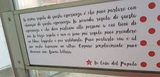 Cuenta oficial de casa del libro. A Pola Le Cabine Del Telefono Accolgono Il Book Sharing Strategie Amministrative