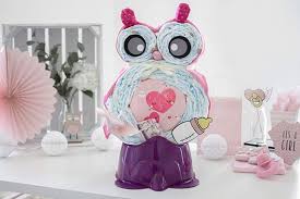 Hier findet ihr eine tolle anleitung, um windeltorten selber zu basteln Windeleule Madchen Susse Eule Aus Windeln Zur Geburt Eines Madchen Selbst Basteln Mit Toller Schritt Fu Windeleule Baby Geschenke Basteln Geschenke Zur Geburt