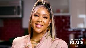 Kayla Greer's Instagram, Twitter & Facebook