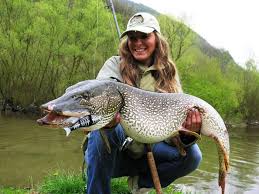 Catch The Best Catch Of My Life A Country Gal That Likes To Fish Fish Freshwater Fishing Fishing Girls
