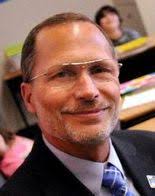 Godfrey-Lee school board extends Superintendent David Britten's contract  into 2015