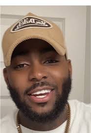 Gregg Dixon's Instagram, Twitter & Facebook