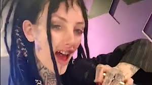 Mit ihren songs begeisterte sie ihre . Wkqyeesrmjgnvm